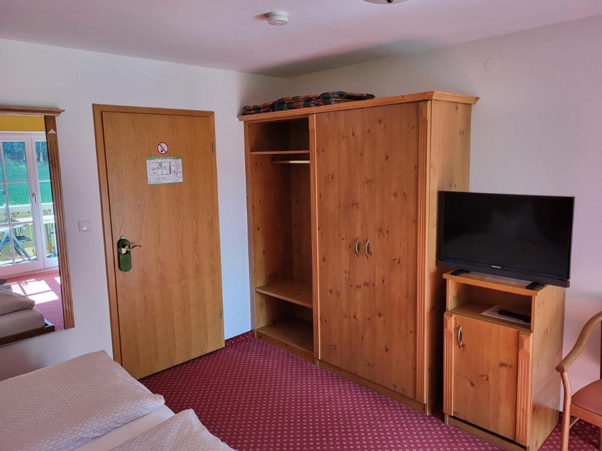 Gaestehaus Schwarz Prien am Chiemsee Eksteriør bilde